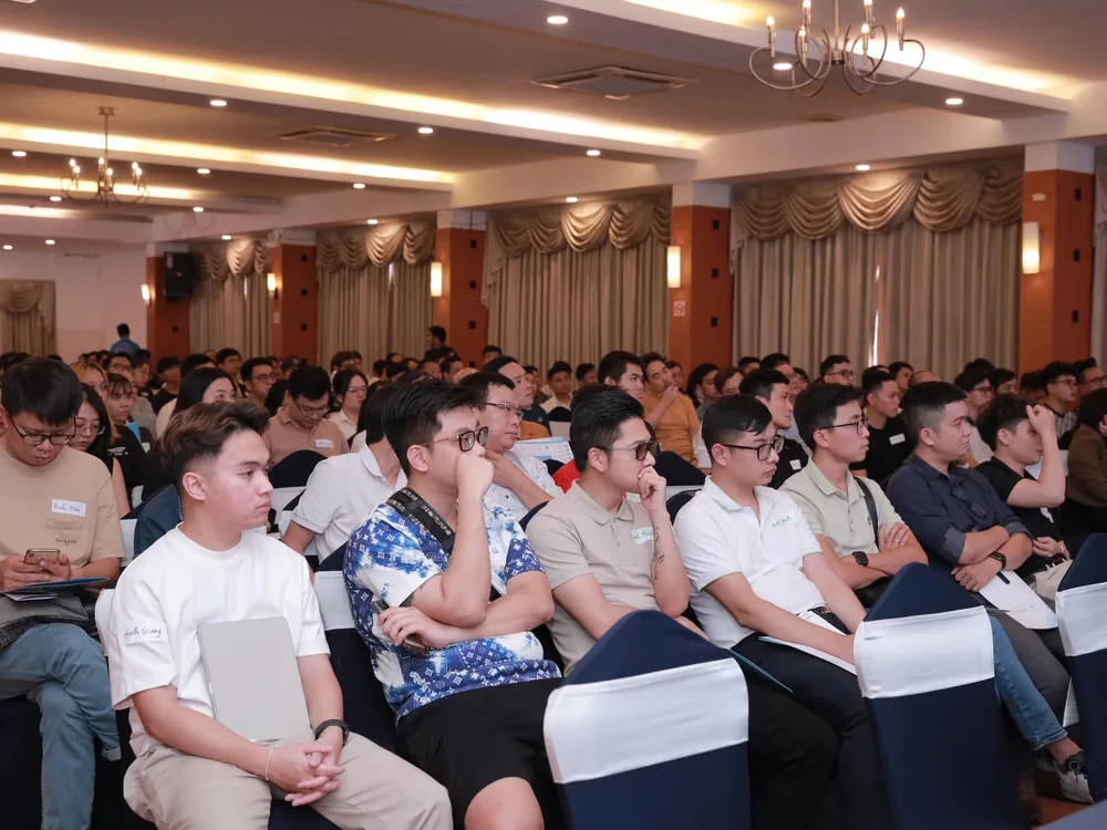 Khán phòng Event SEO & AI 2024 tại TP.HCM: học viên GTV dự miễn phí cùng người làm SEO, marketing và chủ doanh nghiệp
