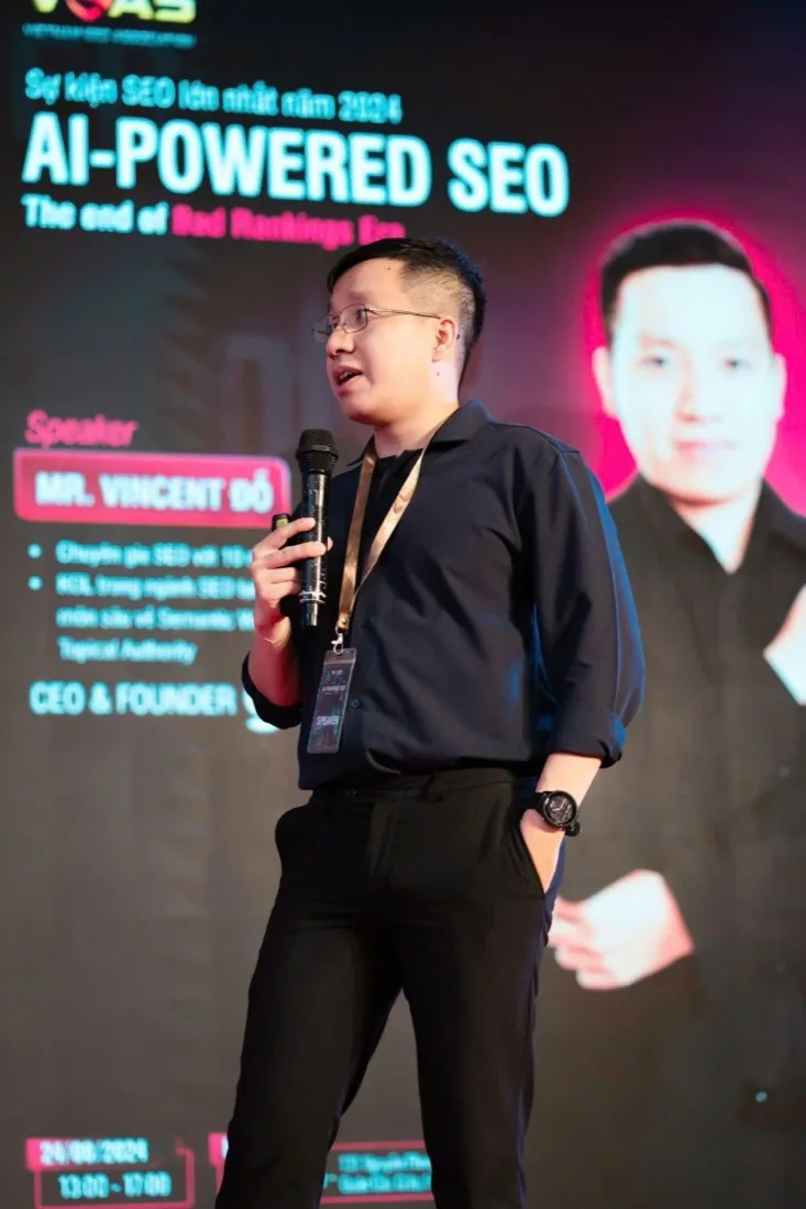 Vincent Do phát biểu keynote AI-Powered SEO tại sự kiện của VAS