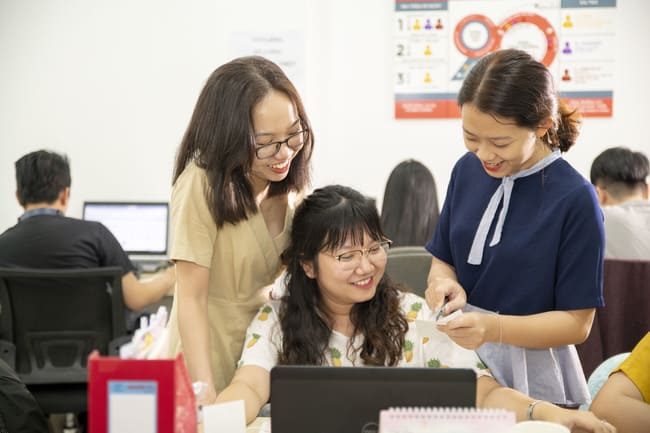 môi trường làm việc nhân viên HÀNH CHÍNH NHÂN SỰ