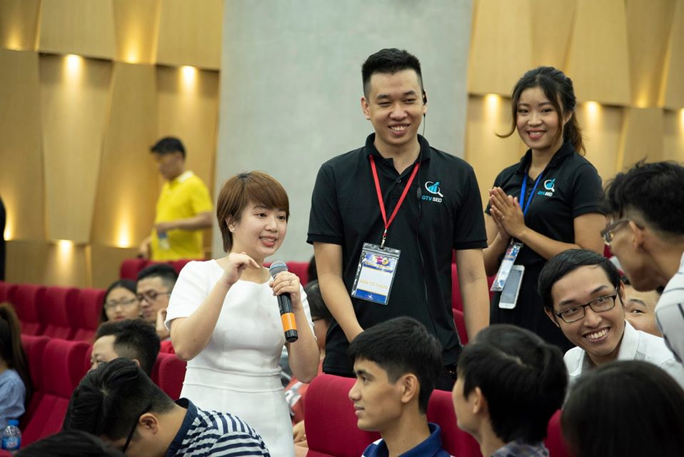 lộ trình thăng tiến SEO Executive