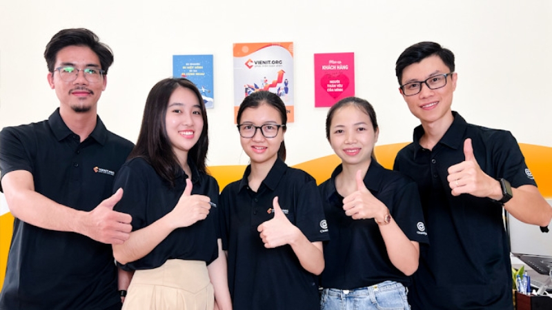 Logo Viện IT – SEO Agency chuyên dịch vụ SEO Overall cho doanh nghiệp SME tại TP.HCM